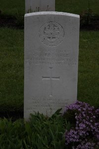 Guards Cemetery Windy Corner Cuinchy - Bromage, William