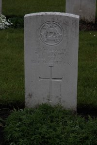 Guards Cemetery Windy Corner Cuinchy - Brown, H E