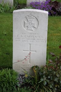 Guards Cemetery Windy Corner Cuinchy - Carpenter, Edgar Slanley