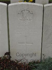 Guards Cemetery Windy Corner Cuinchy - Coggans, J