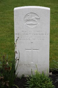 Guards Cemetery Windy Corner Cuinchy - Connolly, William Francis