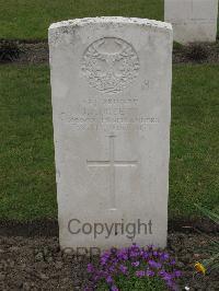 Guards Cemetery Windy Corner Cuinchy - Corbett, J