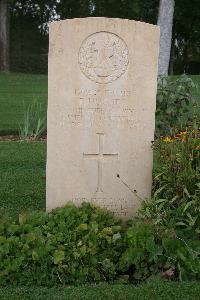 Arezzo War Cemetery - Hughes, John