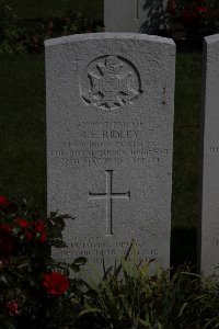 Bertenacre Military Cemetery Fletre - Ridley, Robert Edgar