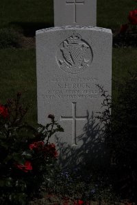 Bertenacre Military Cemetery Fletre - Ruck, Sidney Harold