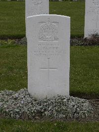 Wulverghem-Lindenhoek Road Military Cemetery - Barker, C