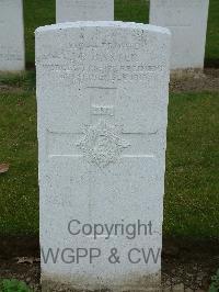 Wulverghem-Lindenhoek Road Military Cemetery - Baxter, John Reginald