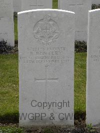 Wulverghem-Lindenhoek Road Military Cemetery - Bentley, B