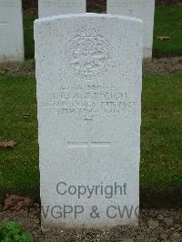 Wulverghem-Lindenhoek Road Military Cemetery - Blagbrough, J