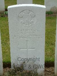 Wulverghem-Lindenhoek Road Military Cemetery - Bond, A