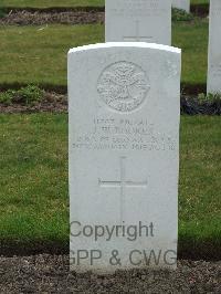 Wulverghem-Lindenhoek Road Military Cemetery - Booker, John William