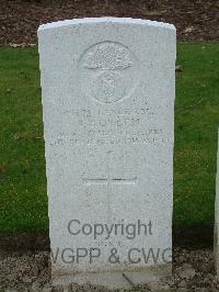 Wulverghem-Lindenhoek Road Military Cemetery - Boylen, J