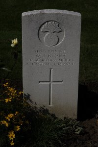 Houplines Communal Cemetery Extension - Byrne, W J