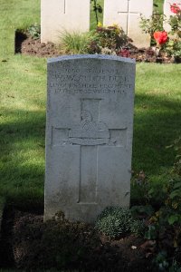 Houplines Communal Cemetery Extension - Fitch, W W