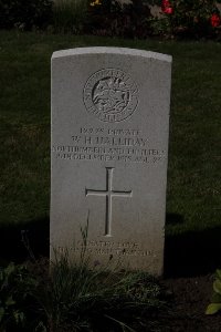 Houplines Communal Cemetery Extension - Halliday, William Henry