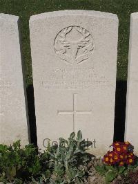 Houplines Communal Cemetery Extension - Harwood, Walter