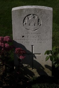 Houplines Communal Cemetery Extension - Hicks, James Frederick