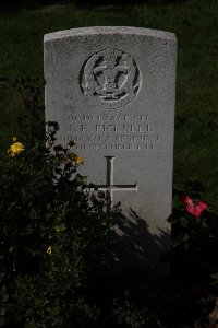 Houplines Communal Cemetery Extension - Picknell, J E