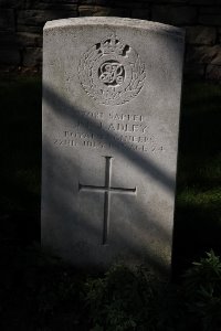 Houplines Communal Cemetery Extension - Radley, John Rueben