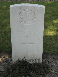 Houplines Communal Cemetery Extension - Reay, J