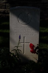 Houplines Communal Cemetery Extension - Stevens, Harry  John