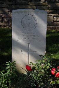 Houplines Communal Cemetery Extension - Tinnion, J W