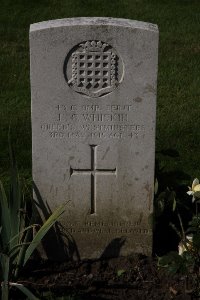 Houplines Communal Cemetery Extension - Whiskin, Ernest Charles