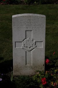 Houplines Communal Cemetery Extension - Wilson, Alfred Gordon