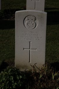 Bois Grenier Communal Cemetery - George, A E