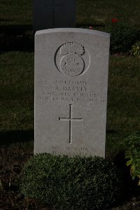 Bois Grenier Communal Cemetery - Harvey, A