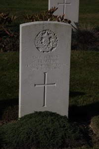 Bois Grenier Communal Cemetery - Kennedy, D