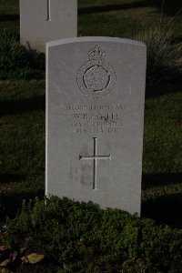 Bois Grenier Communal Cemetery - Lee, W R C P