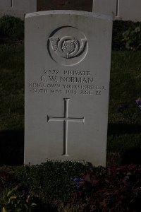 Bois Grenier Communal Cemetery - Norman, Charles William