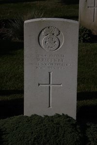 Bois Grenier Communal Cemetery - Puffett, R