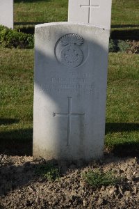 Bois Grenier Communal Cemetery - Ricketts, E