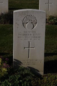 Bois Grenier Communal Cemetery - Stait, Frederick