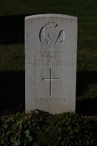 Bois Grenier Communal Cemetery - Steele, David