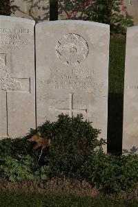 Coxyde Military Cemetery - Anderson, James