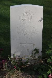 Coxyde Military Cemetery - Armstrong, J