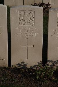 Coxyde Military Cemetery - Bailey, James