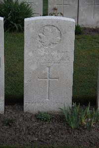 Coxyde Military Cemetery - Baker, Charles Robert