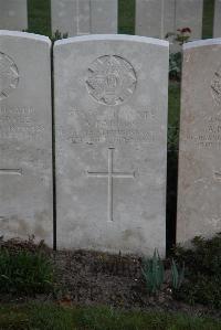 Coxyde Military Cemetery - Barron, Alexander