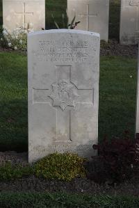 Coxyde Military Cemetery - Bennett, W H