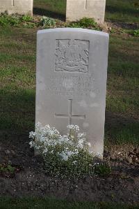 Coxyde Military Cemetery - Beswick, Samuel Wright