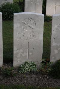 Coxyde Military Cemetery - Bird, Bert