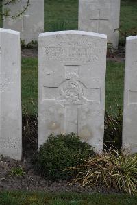 Coxyde Military Cemetery - Boothroyd, Lawrence