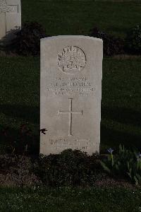 Coxyde Military Cemetery - Bourchier, Claude Leopold