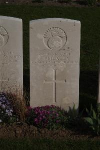 Coxyde Military Cemetery - Brierley, Samuel