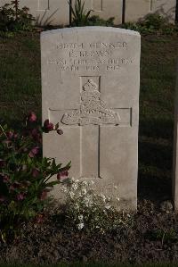 Coxyde Military Cemetery - Brown, Frank