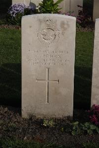 Coxyde Military Cemetery - Brown, G